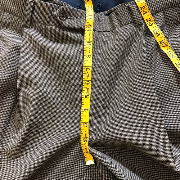 Hart Schaffner Marx Men's Two Piece Suit, Size 38 Short - Picture 12 of 12